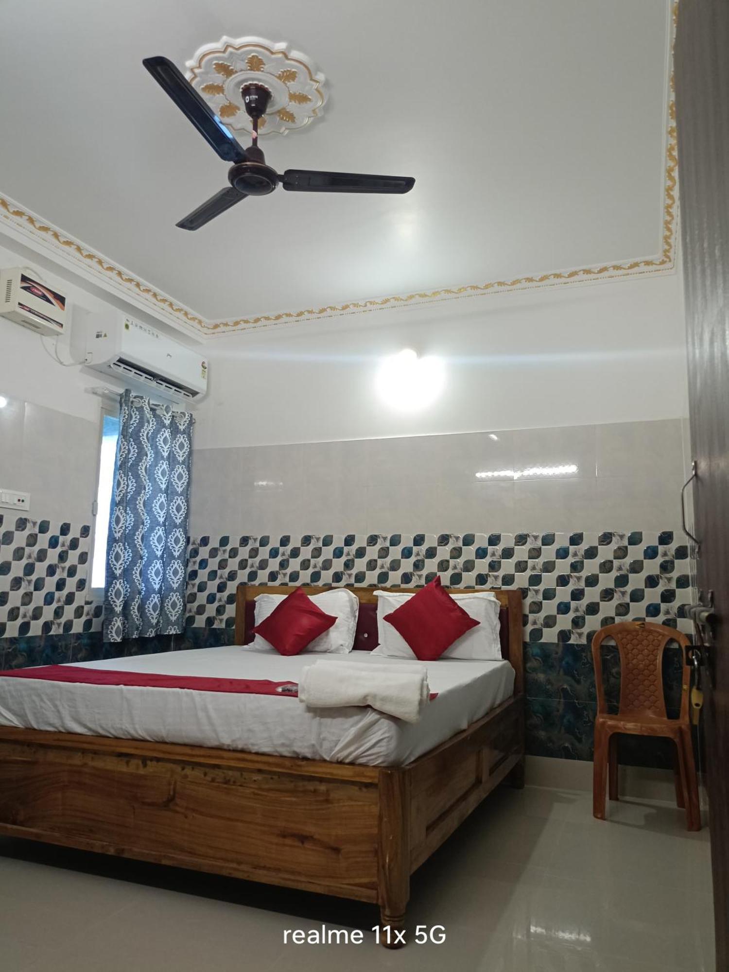 Hotel Trupti Residency Puri Ngoại thất bức ảnh